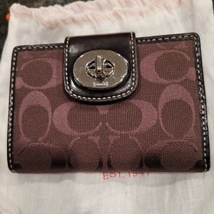 Rare Coach wallet signature Cs NEW